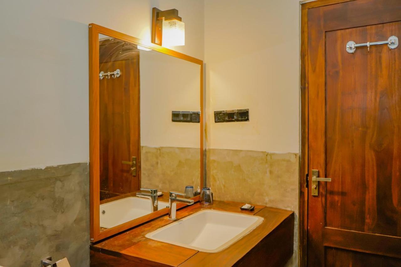 Resort Athena 4*